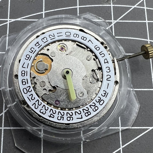Old Shanghai 25.6mm manual mechanical watch movement for men's watch repair and practice.