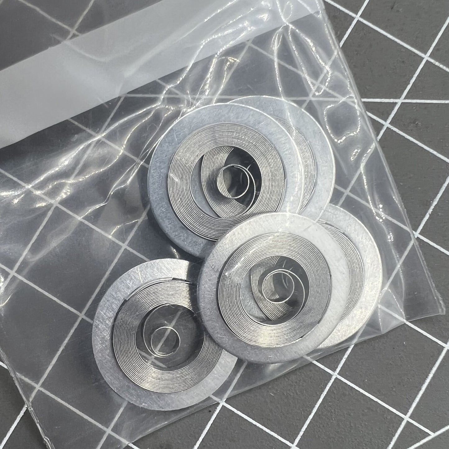 Ressort moteur de remplacement adapté au mouvement ST3600 <tc>ETA</tc>6497