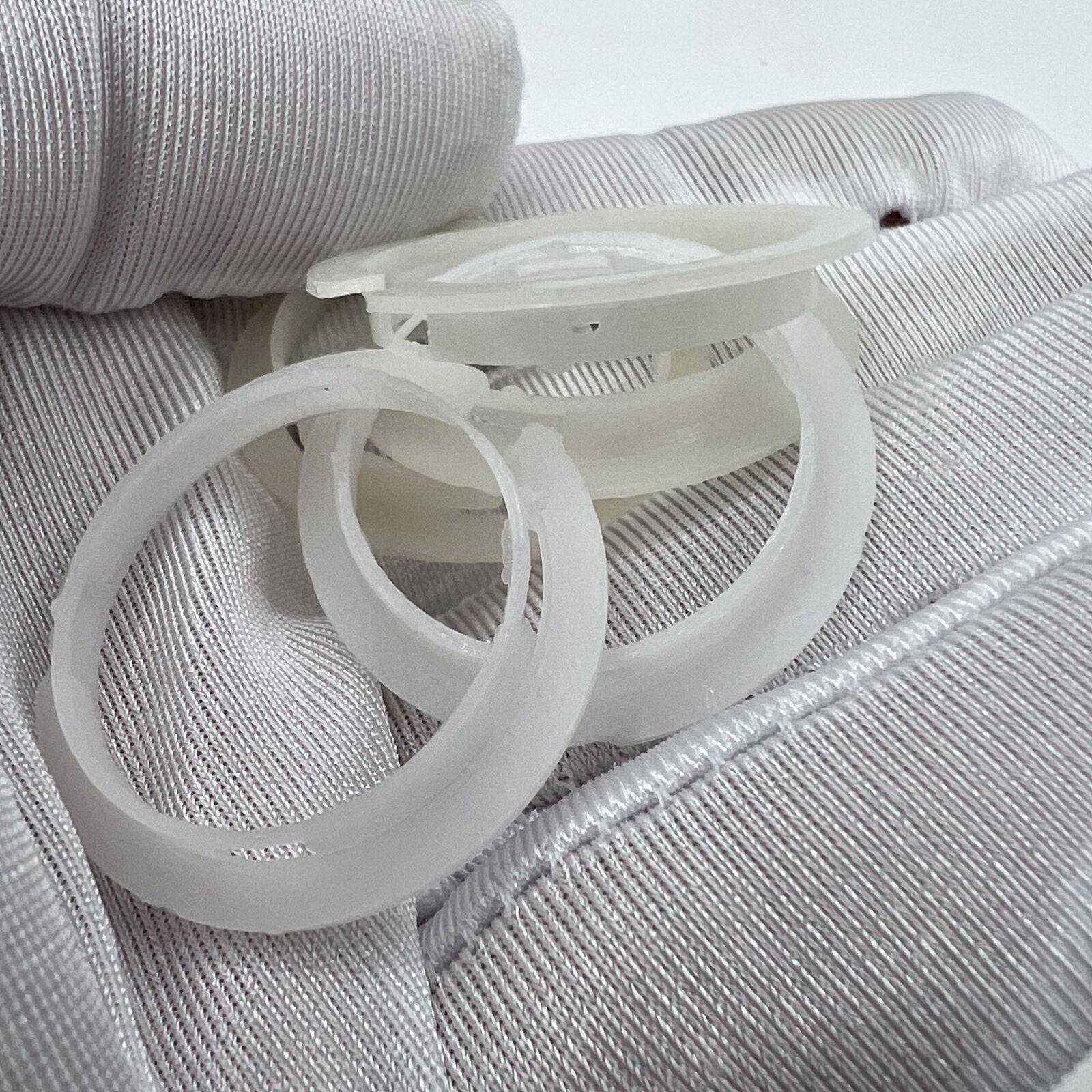 27-29.5mm watch case spacer ring for Miyota 2105, 2115 movement, ensuring precise fit and durability.