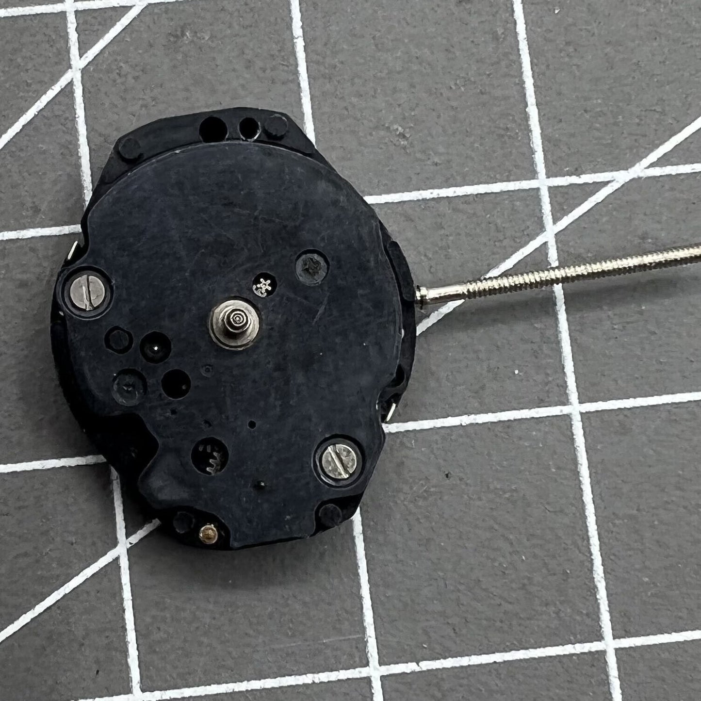 Mouvement à quartz Hattori VX07 VX07E à 2 aiguilles avec petite seconde