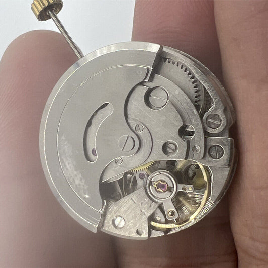26.5mm 7120 automatic mechanical watch movement with single calendar and three hands.