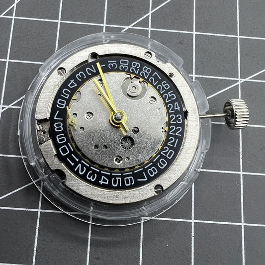 Seagull ST2557 GMT watch with automatic mechanical movement and small second at 9 o'clock.