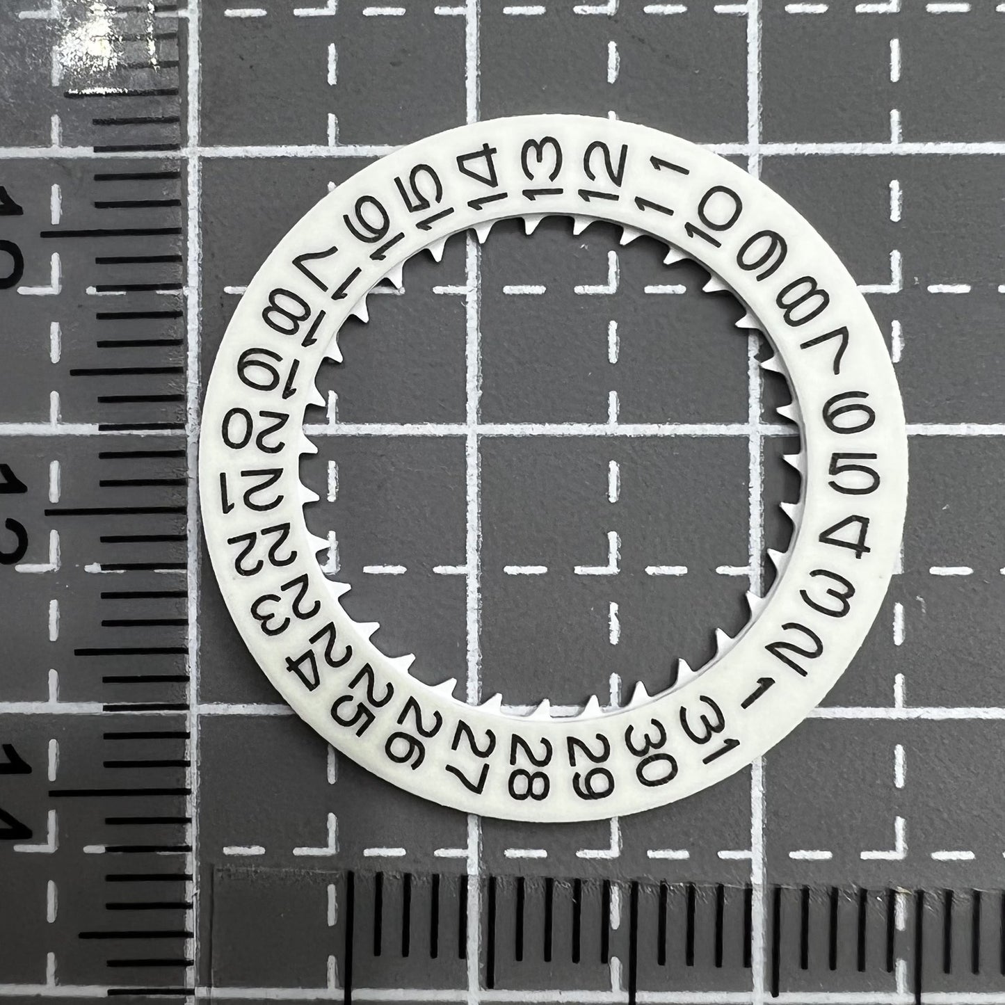 White Background Blue Luminous Numerals Disk Date Wheel for Miyota NH35 NH36