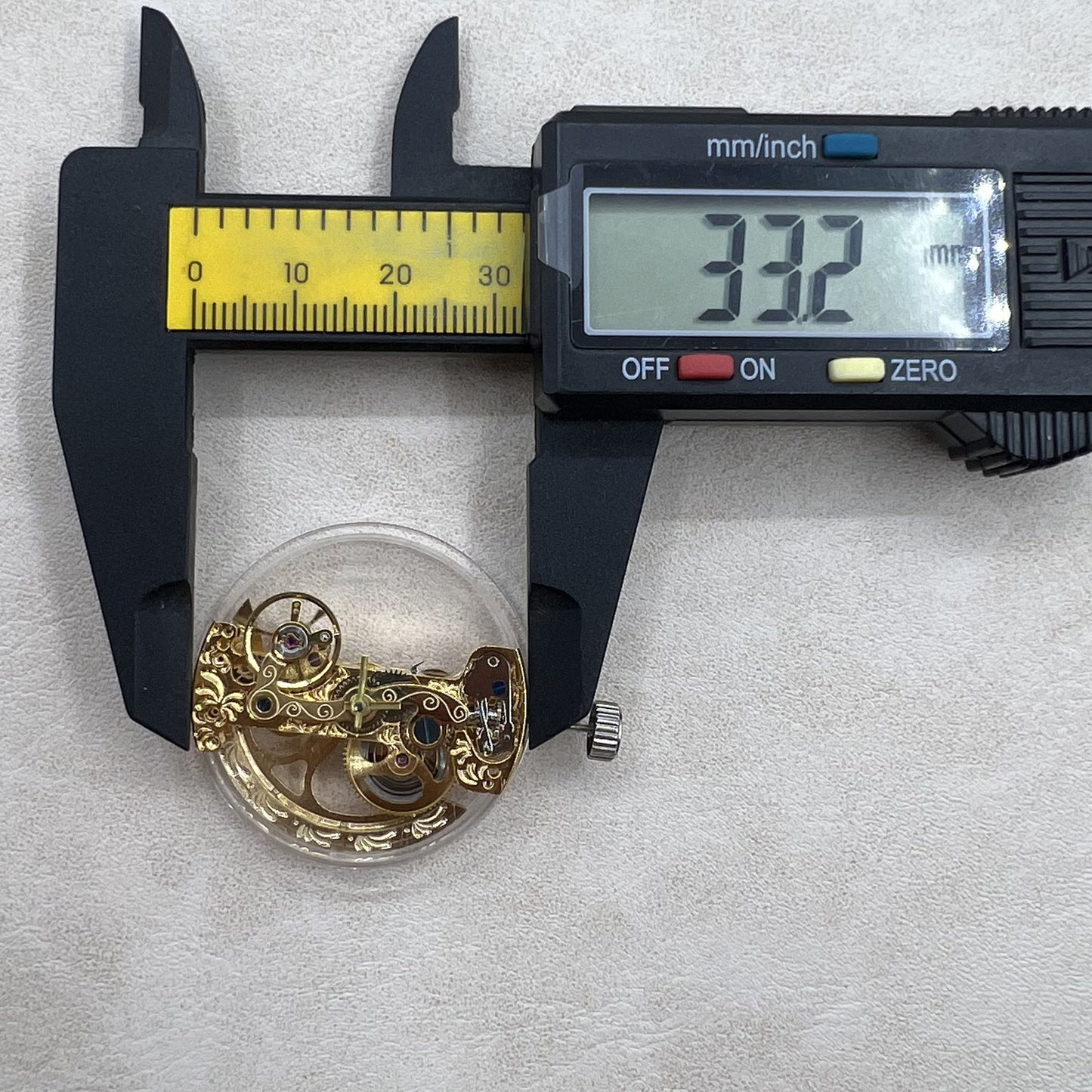LG0806B Golden Rectangle Bare Balance Wheel Automatic Mechanical Movement