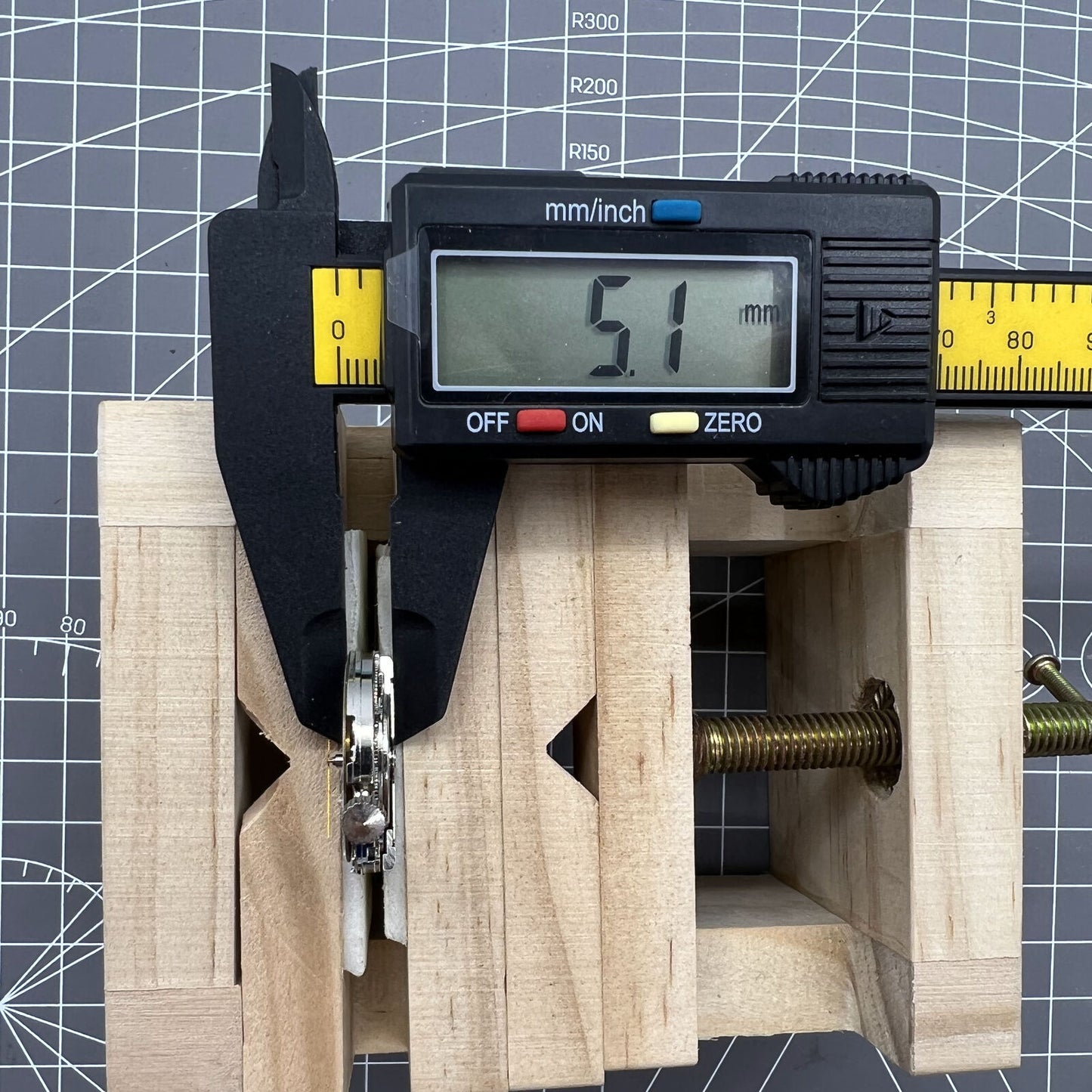 Seagull TY2806 automatic watch movement with date, precise mechanical parts for watch repair and customization.