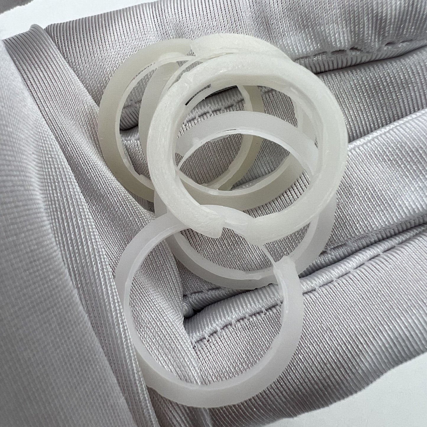 27-29.5mm watch case spacer ring for Miyota 2105, 2115 movement, ensuring secure fit and enhanced stability.