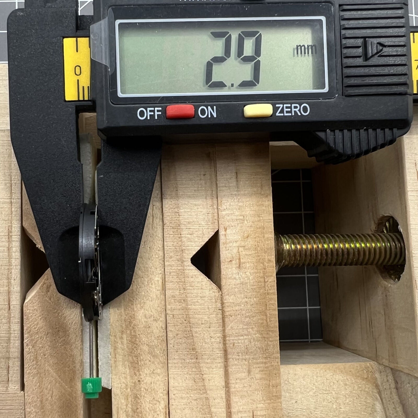 ISA 2330 watch white dial, quartz movement, date at 3 o'clock, sleek design for elegant everyday wear.