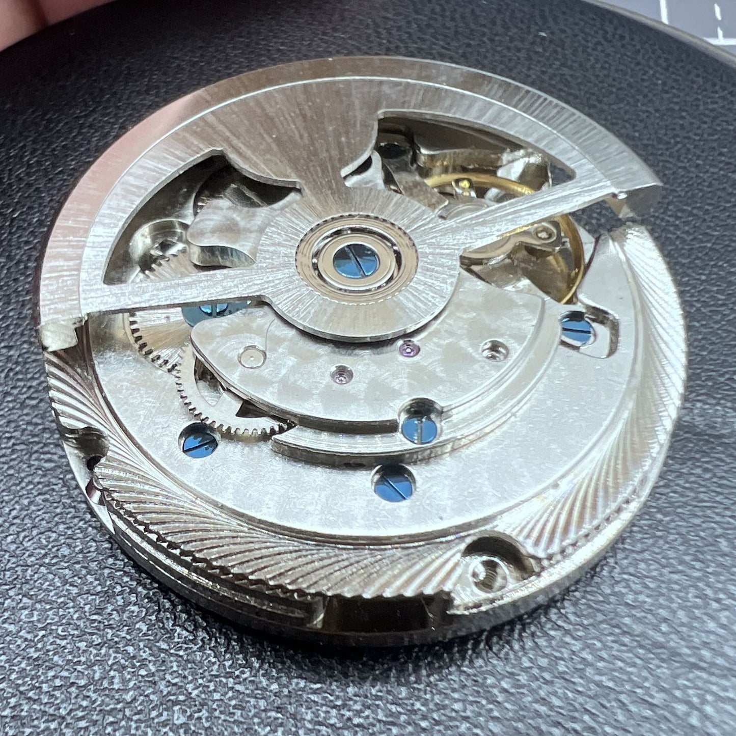 Automatisches mechanisches Uhrwerk Shanghai Yite kleine Sekunde bei 9