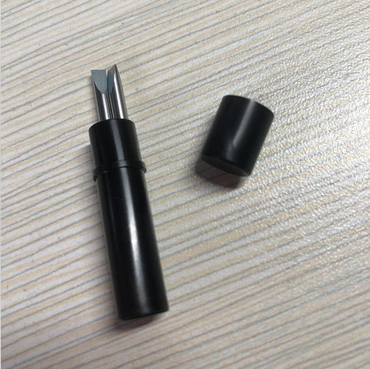 Bergeon 6899-T spare blades set with 2 precision watchmaker blades in a protective plastic tube