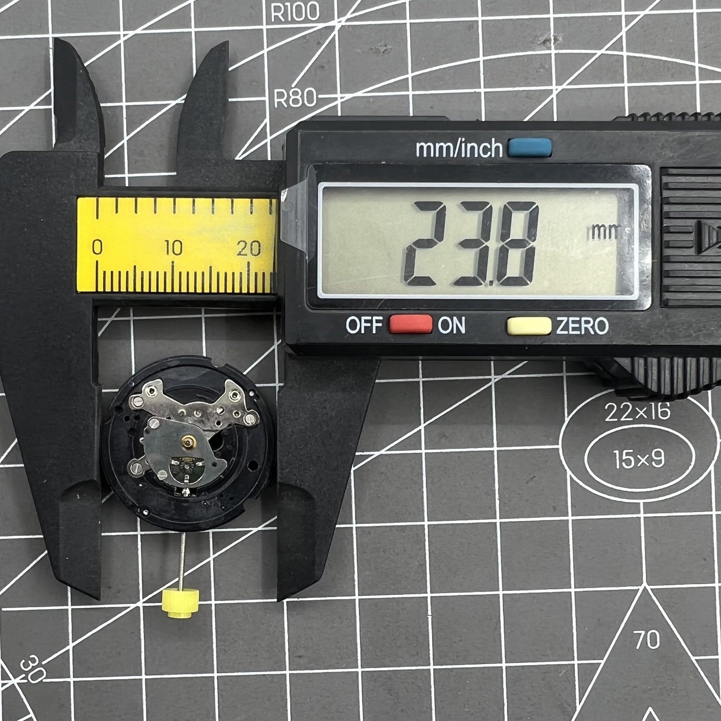 ISA 307 Quartz Watch Movement 3 Hands No Calendar