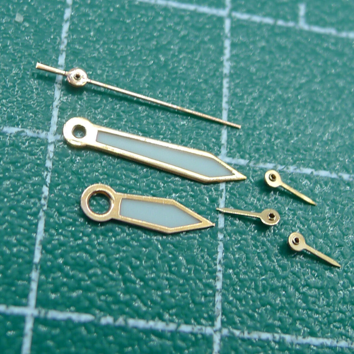 Set of 10 luminous 10mm watch hands for Miyota OS10 OS20 OS22 OS60 OS80, perfect for precise time repair.