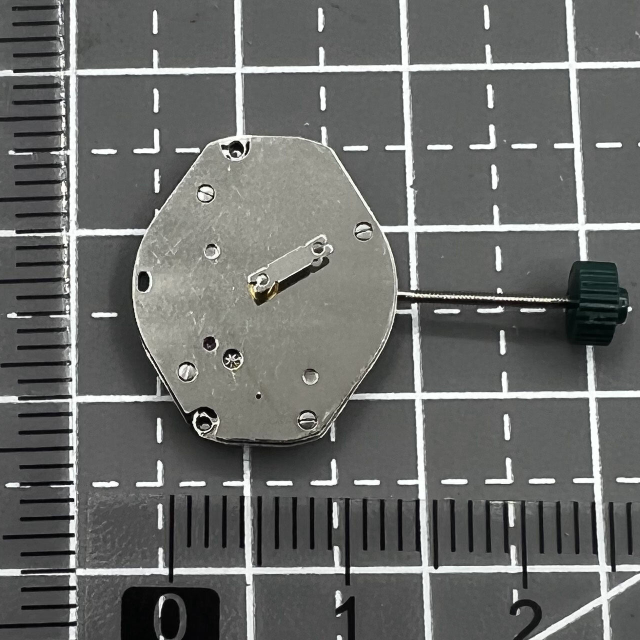 Remplacement du mouvement de montre à quartz Ronda 1069
