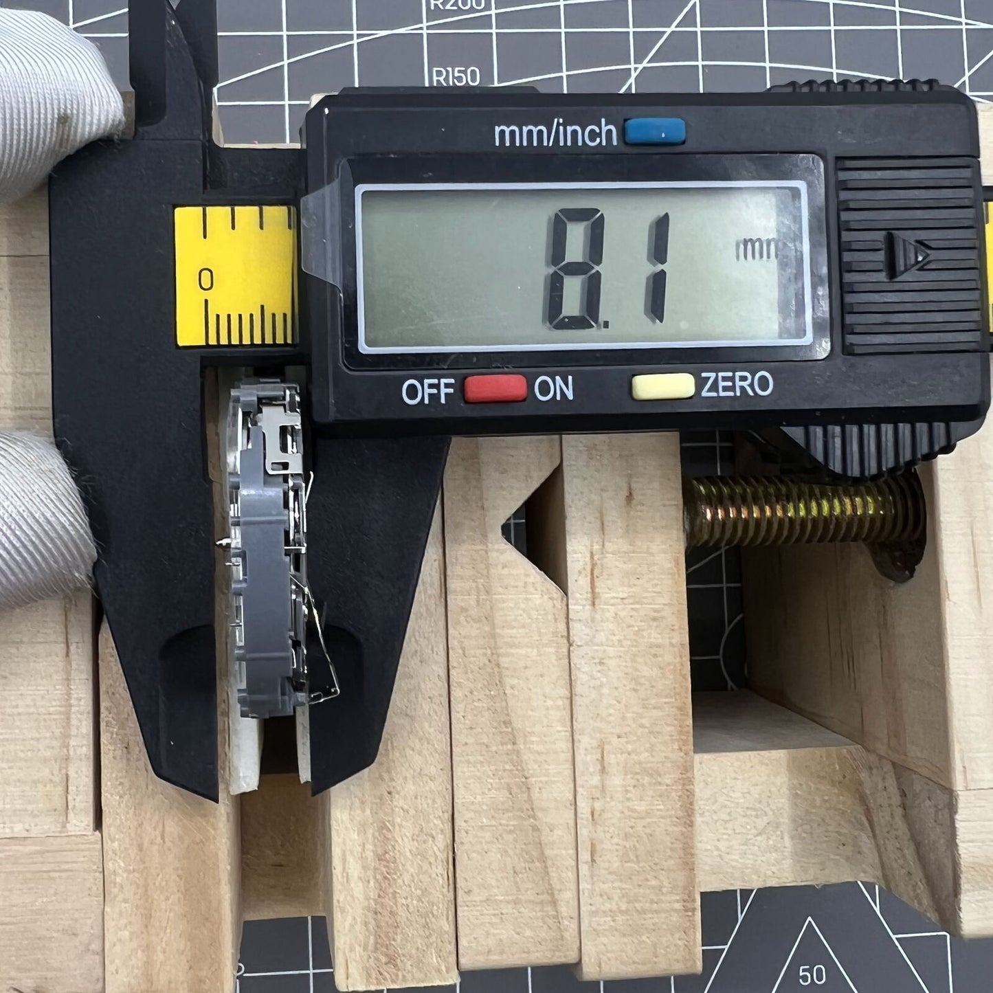 Hattori Epson TMI VK73A quartz watch movement from Japan, precise timekeeping for watch repairs.