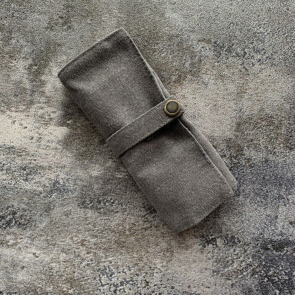 Nylon packing storage bag for organizing Apple Watch bands during travel efficiently.