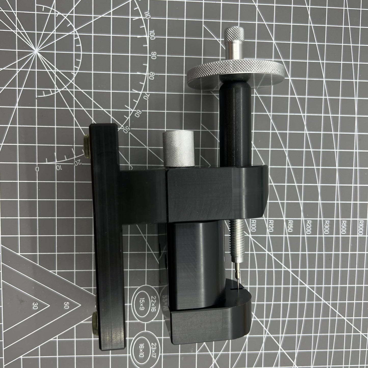 Outil de réglage horizontal pour raccourcir le bracelet de montre Bergeon 7250
