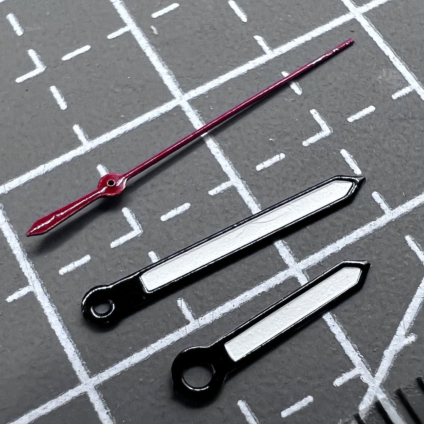 2 Sets/Pack Black Trim Red Second Watch Hands for Miyota 2035 Quartz Movement