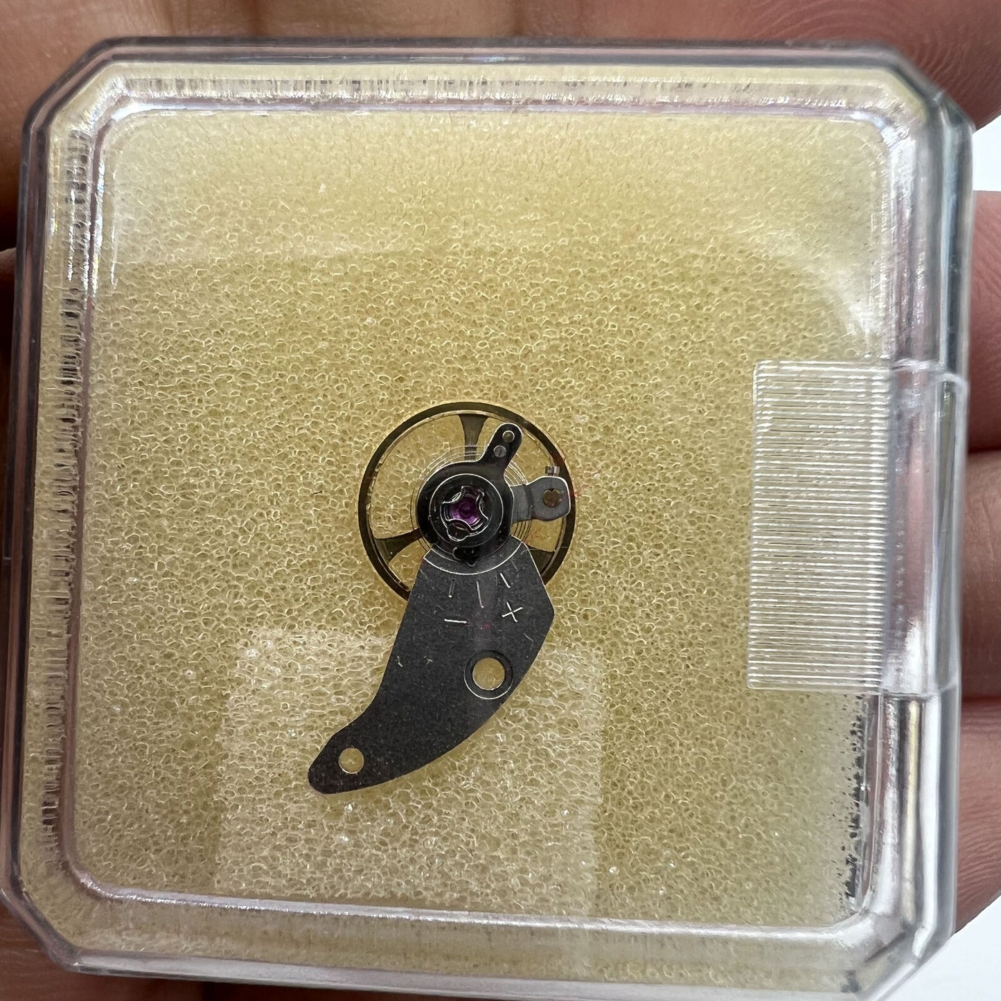 Precision watch balance wheel splint for YN55 YN56A movements, compatible with #87 models.