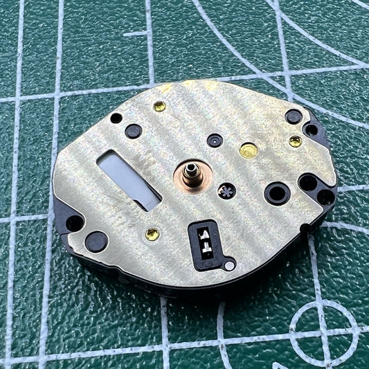 Japan-made Hattori Epson TMI AL35 quartz watch movement for precise timekeeping in watch accessories.