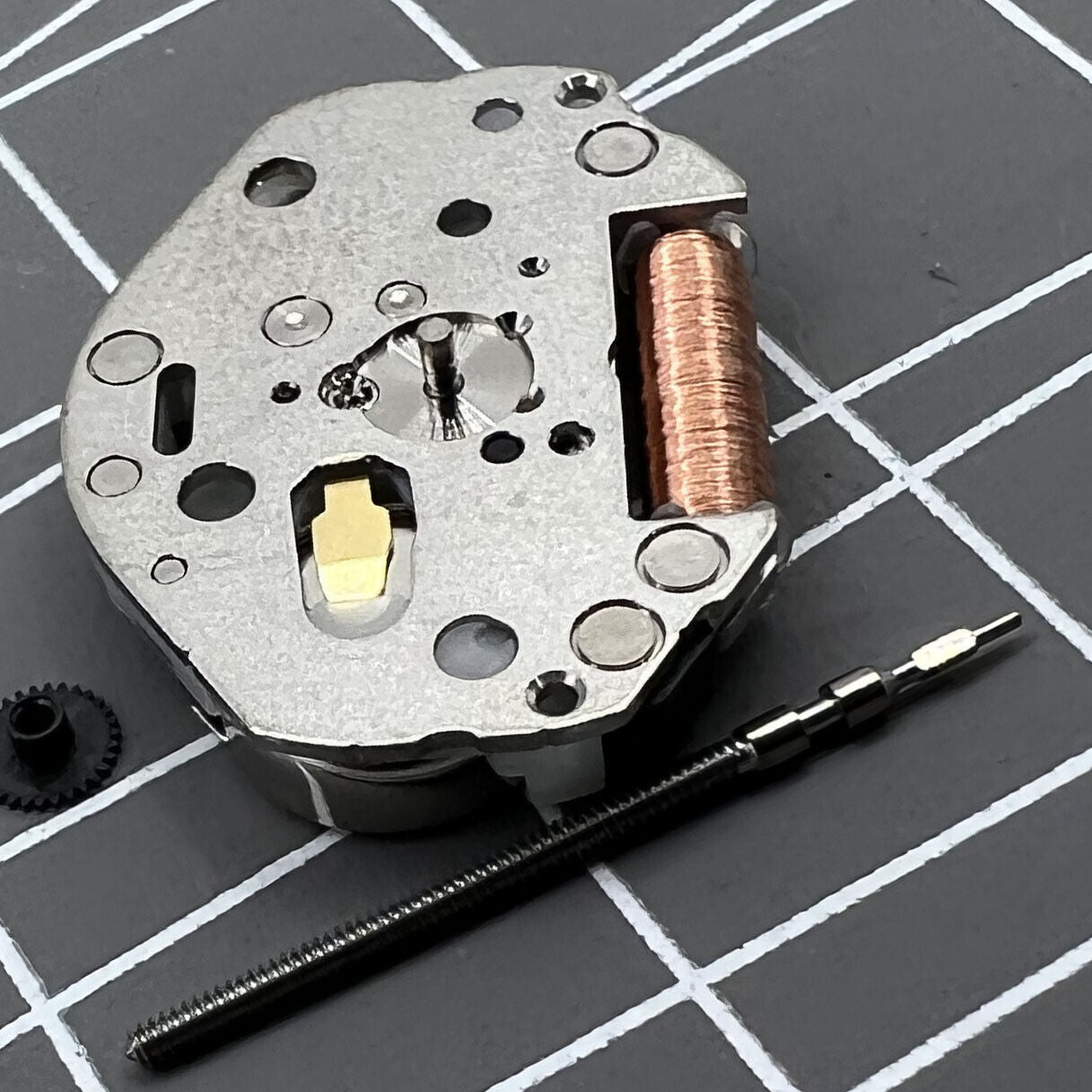 Japan Made Quartz Movement Miyota 2025 2 Hands Movement With Watch Stem