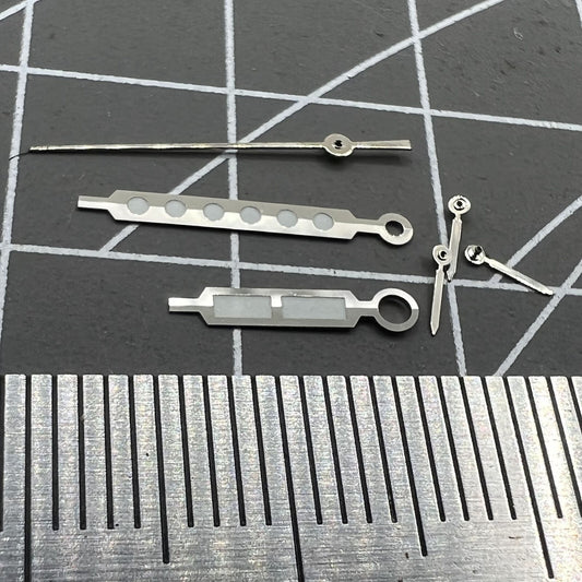 Silver trim lume watch hands compatible with Ronda 5030.D quartz movement by P1-H5-NO16, ideal for precise timekeeping.