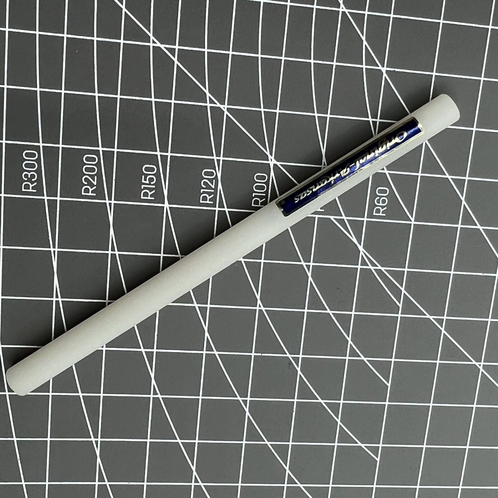 Horotec MSA16.020 round Arkansas stone, 100mm length for precise watch accessory polishing, Swiss Made quality.