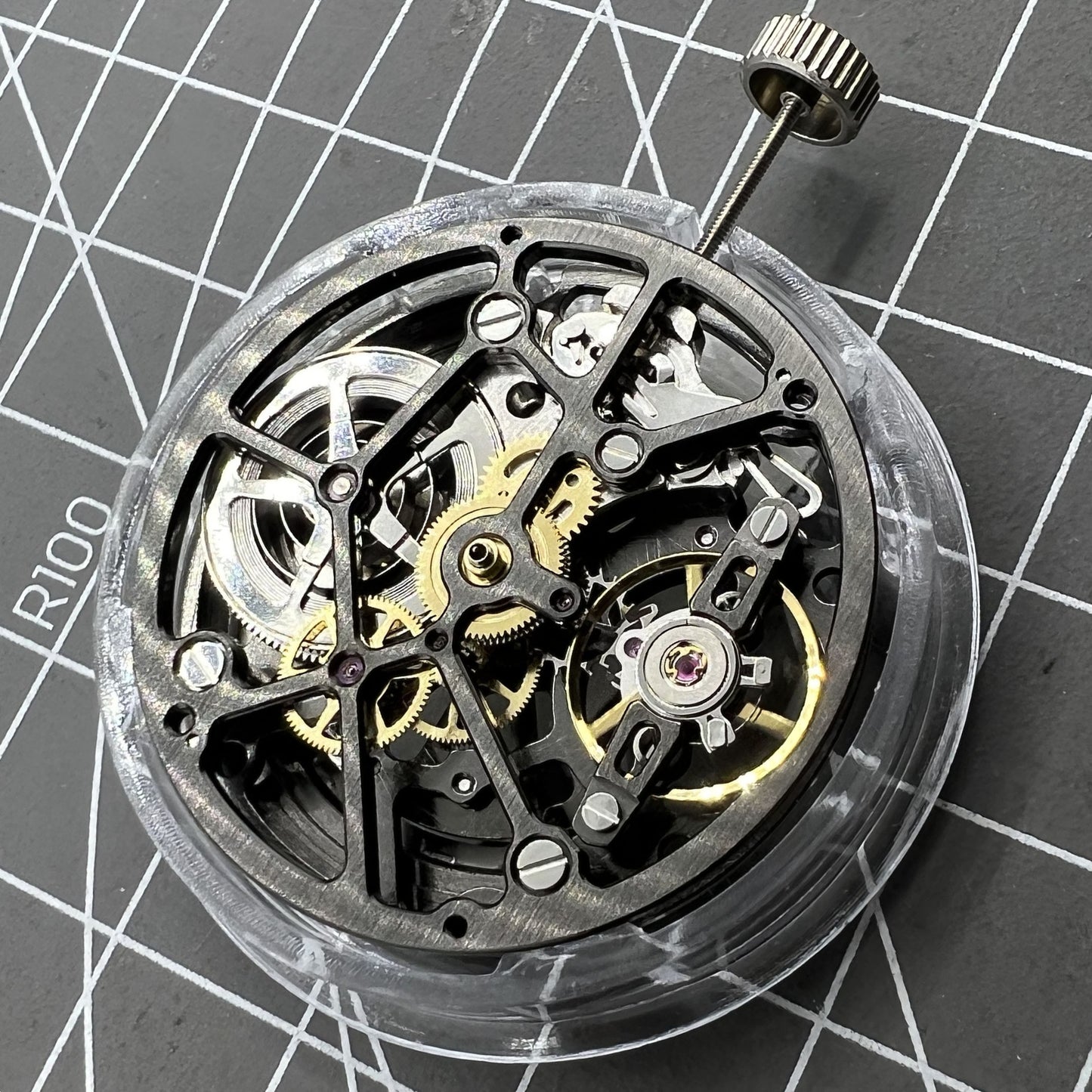 HZ1A09A Schwarzes hohles, nacktes Unruhrad, automatisches mechanisches Uhrwerk