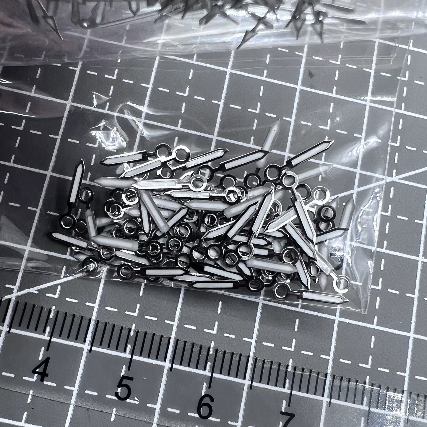 100er Pack Uhrzeiger Silber 11mm Grün Leuchtend Miyota 2035 2115 PC21