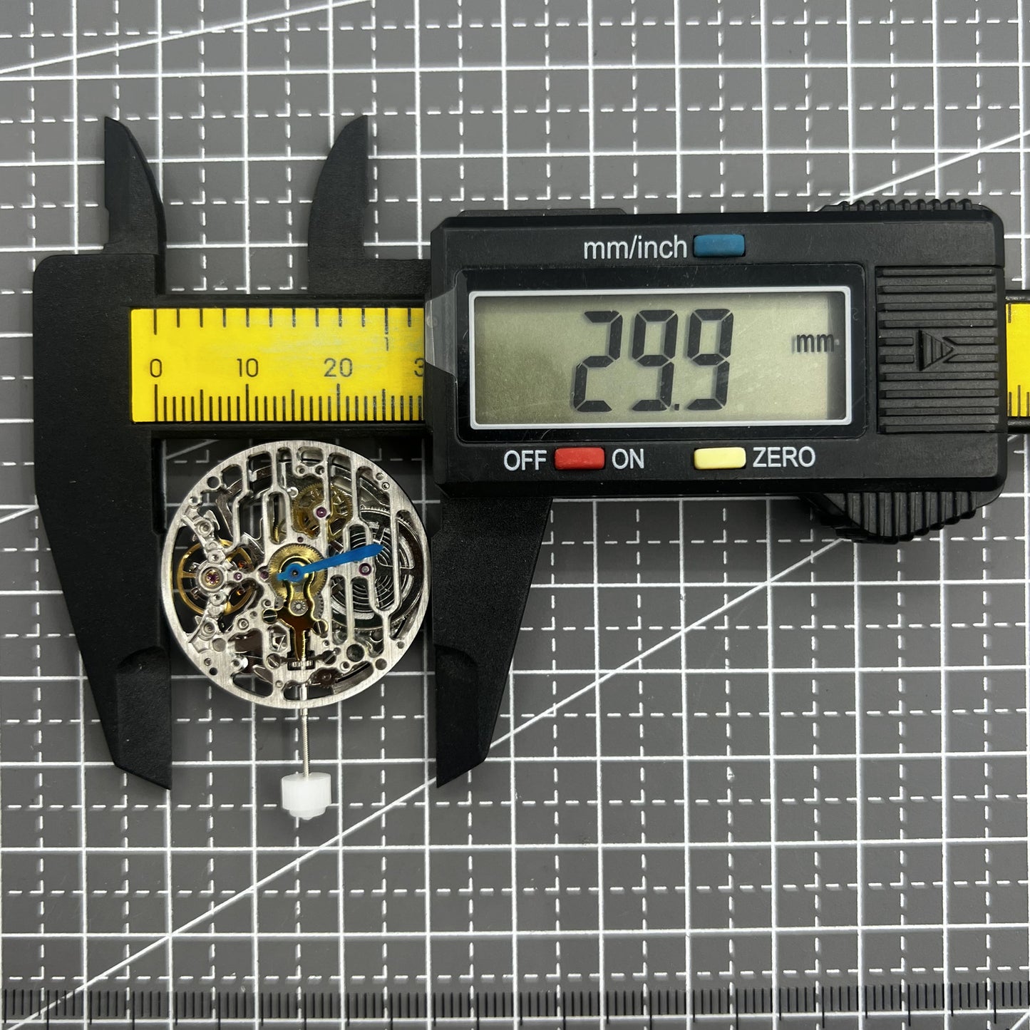 HZ7500A Silbernes, hohles, rundes, automatisches, mechanisches Uhrwerk aus China
