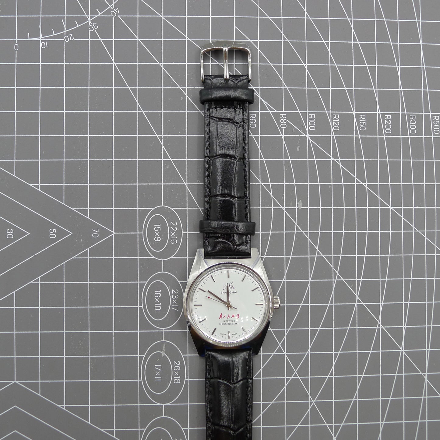 Shanghai Factory 37mm 7120 men's manual mechanical watch showcasing shock-resistant design and classic craftsmanship.
