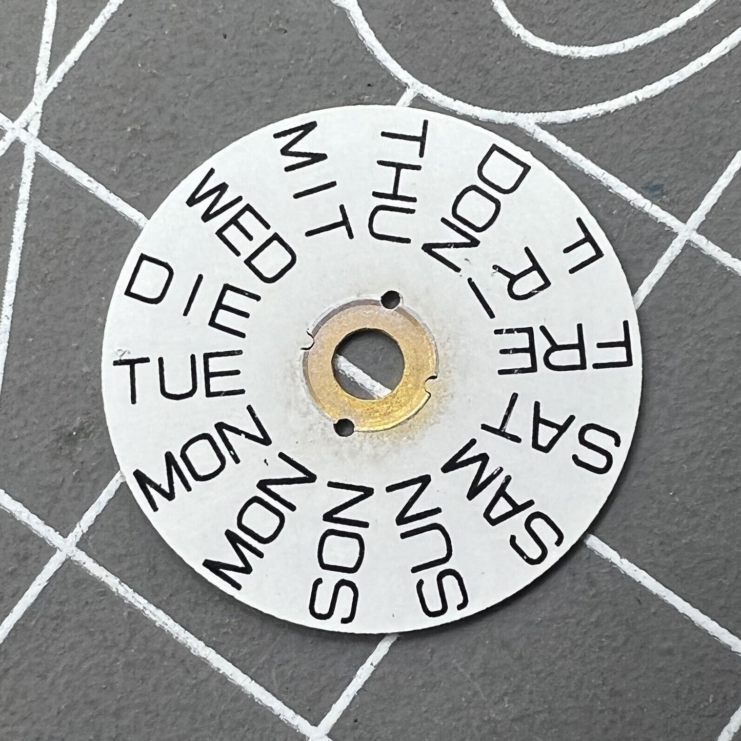 White watch accessory with English font week disk, fits 2836 movement, date at 9 o?clock, brand Generic.