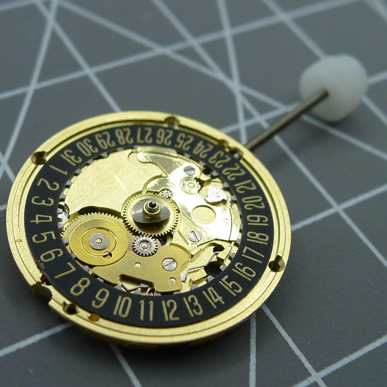 ETA 256.111 Watch Quartz Swiss Movement V8 Replacement of ETA256.141 Black Dial