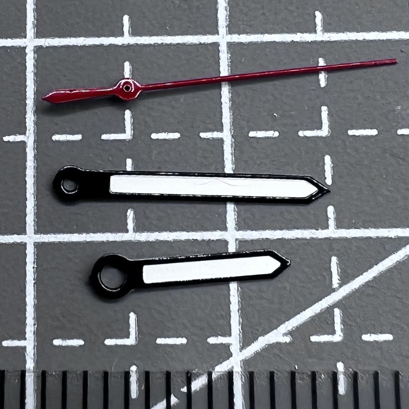 2 Sets/Pack Black Trim Red Second Watch Hands for Miyota 2035 Quartz Movement