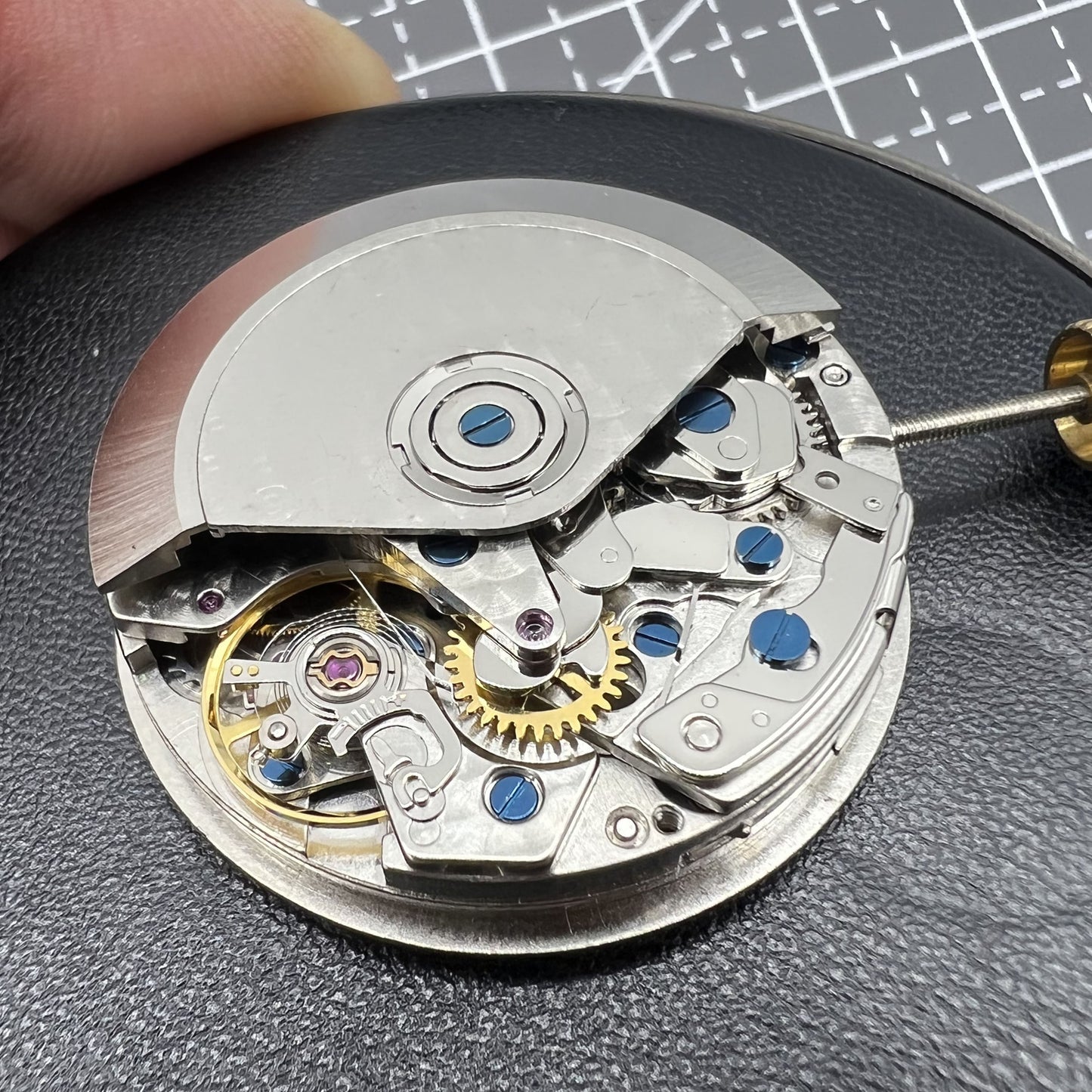 Dandong 7753 7750 Automatic Mechanical Movement Small Second@9 Movement