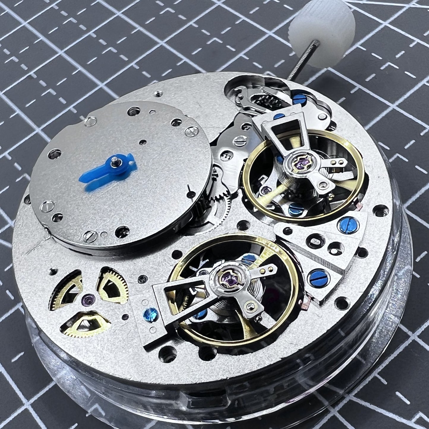 Multifunktionales automatisches mechanisches Uhrwerk mit Doppelunruh