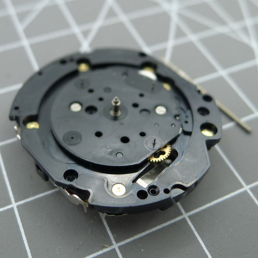 Hattori Epson TMI VD55 Quartz Watch Movement, precision Japanese-made component for timekeeping.