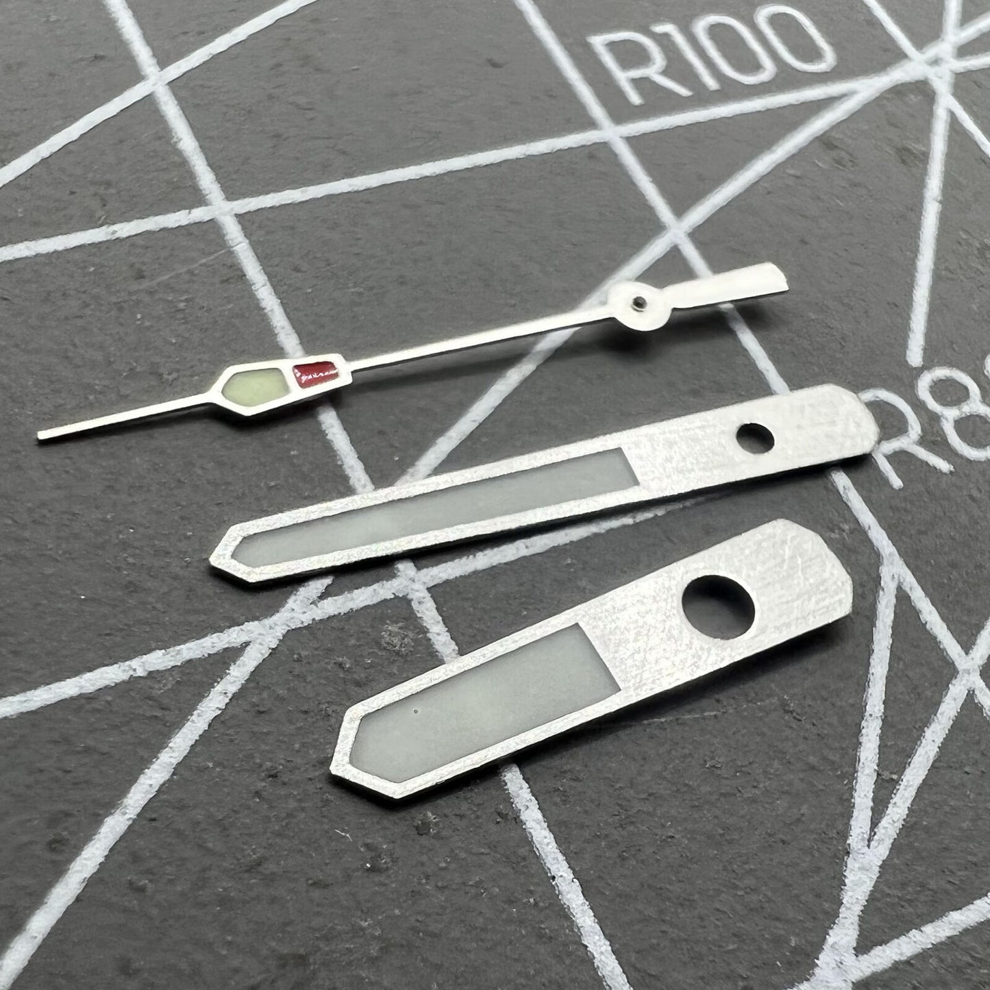13 mm silberner Rand, C3 grüne Leuchtzeiger, passend für NH35/NH36-Uhrwerk