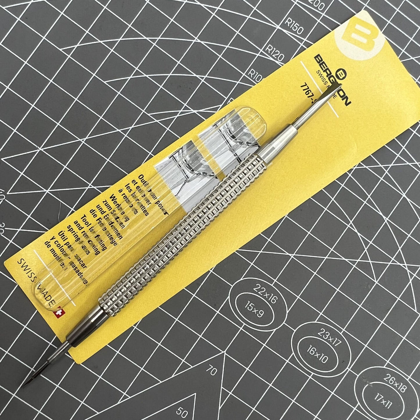 Bergeon 7767-SF Swiss spring bar remover tool for precise watch bracelet adjustments and repairs.