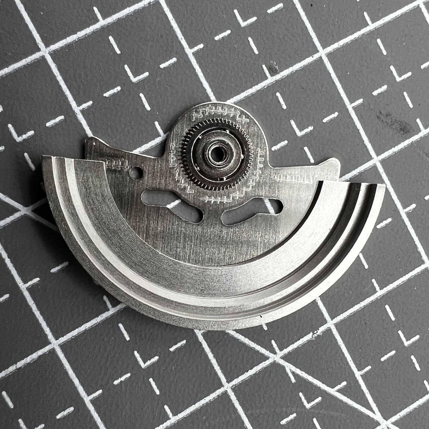 Schwungmasse Rotor f�r NH35 Uhrwerk von Schwungmasse, pr�zises Ersatzteil f�r Uhrenreparatur.