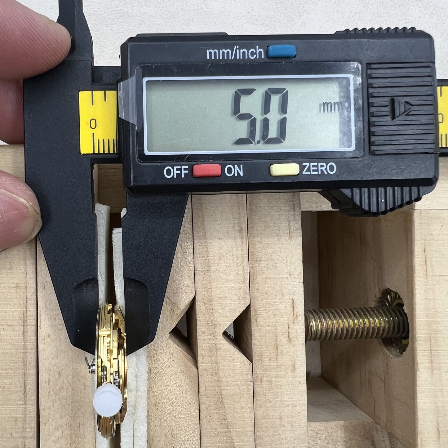 Hangzhou HZ6460 Mechanical Movement Date@3 Replacement of Movement ETA2836