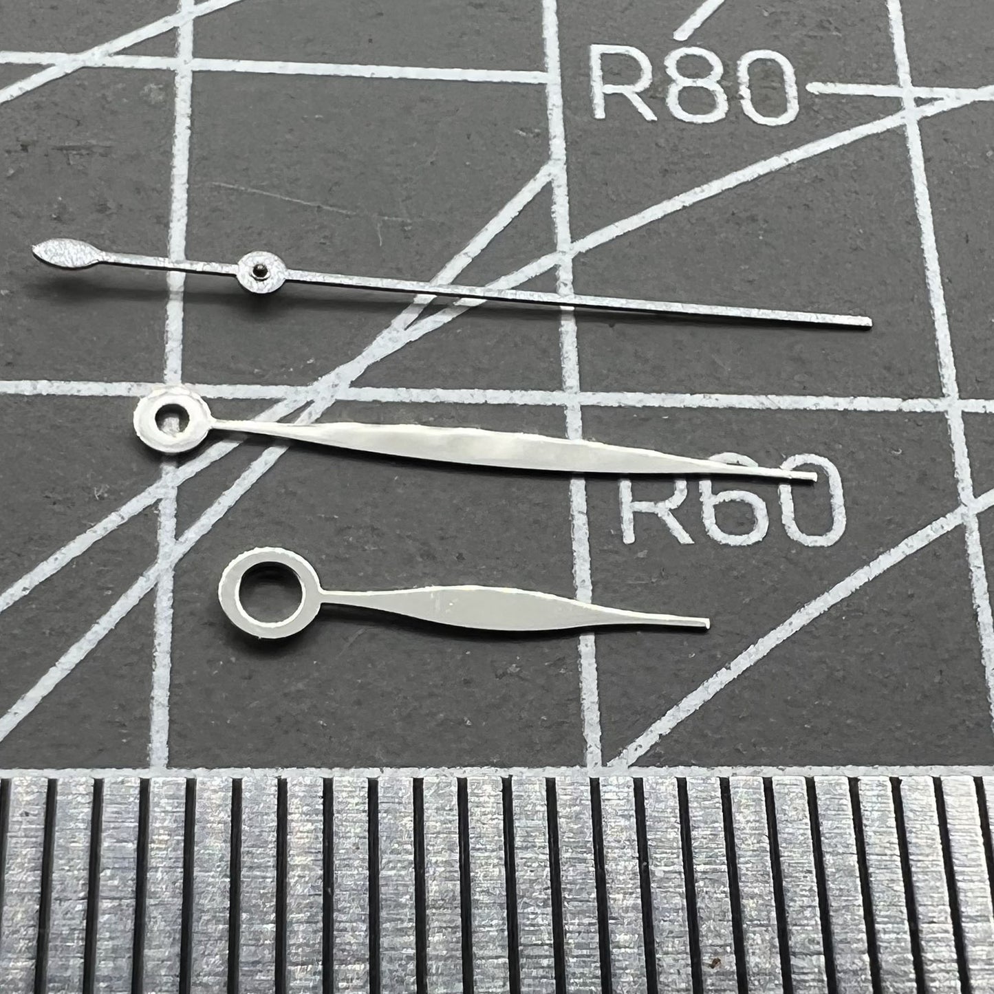 10,5 x 16 x 16 mm, silberfarbene, mattierte Uhrzeiger für Tissot 1853 T41 T006 Uhrwerk