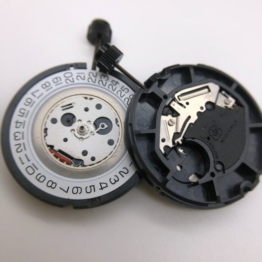 Swiss ETA 805.112 quartz watch movement with 3 hands and date at 3/6, precise timekeeping
