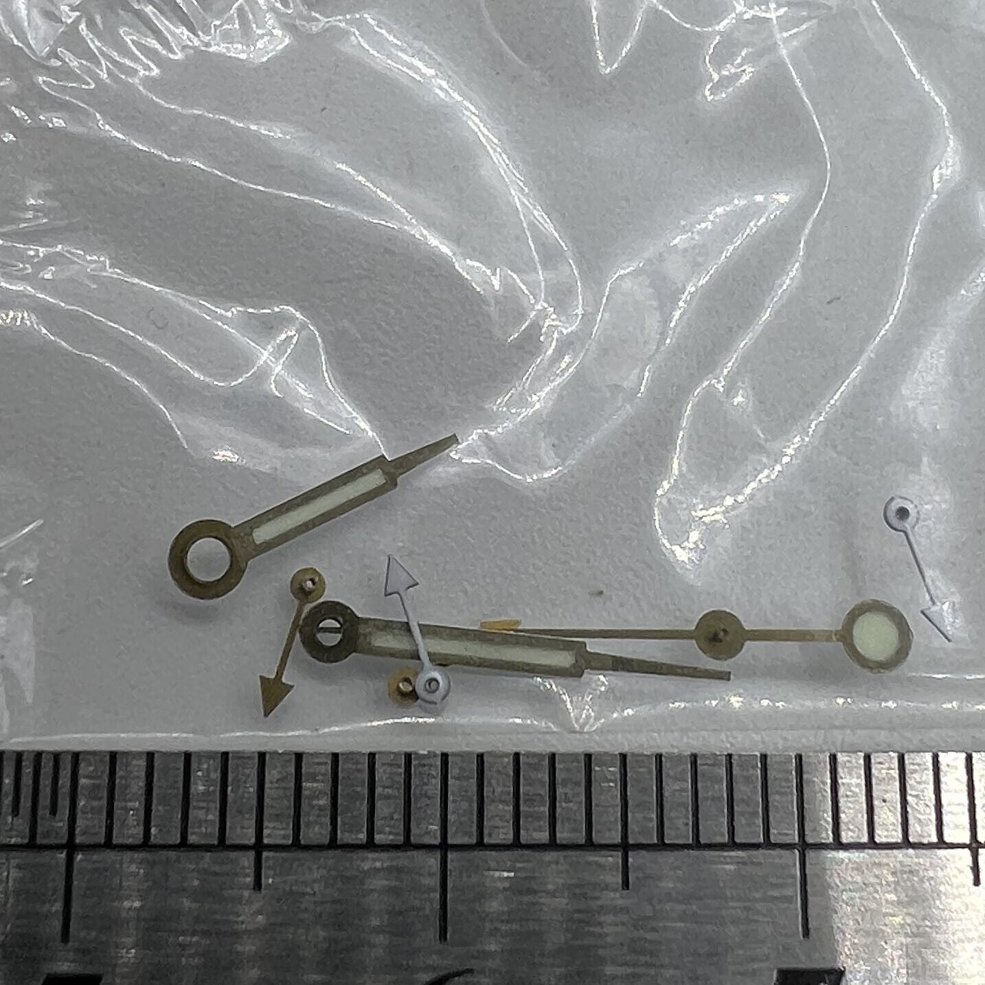 Uhrzeiger, 11,5 mm, spitz, weißer Rand, grüne Leuchtmasse für Miyota OS10 OS20 OS60 OS80