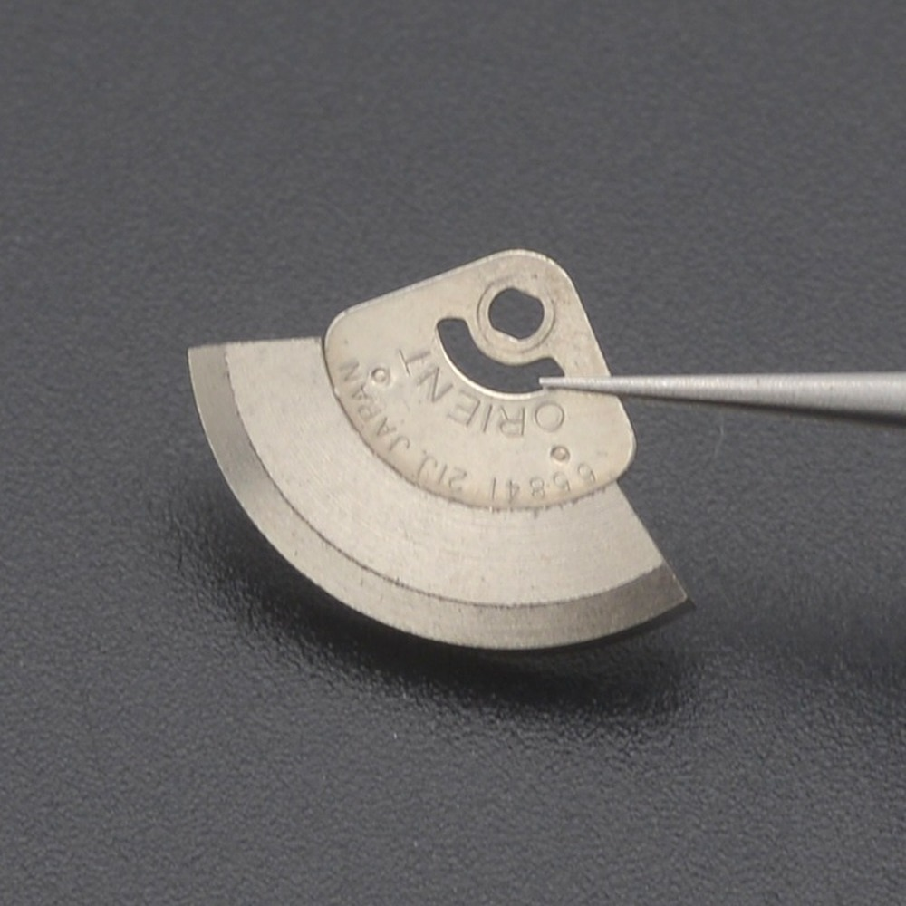 Ersatz des Schwunggewichtsrotors für Uhrwerk 55841/55840