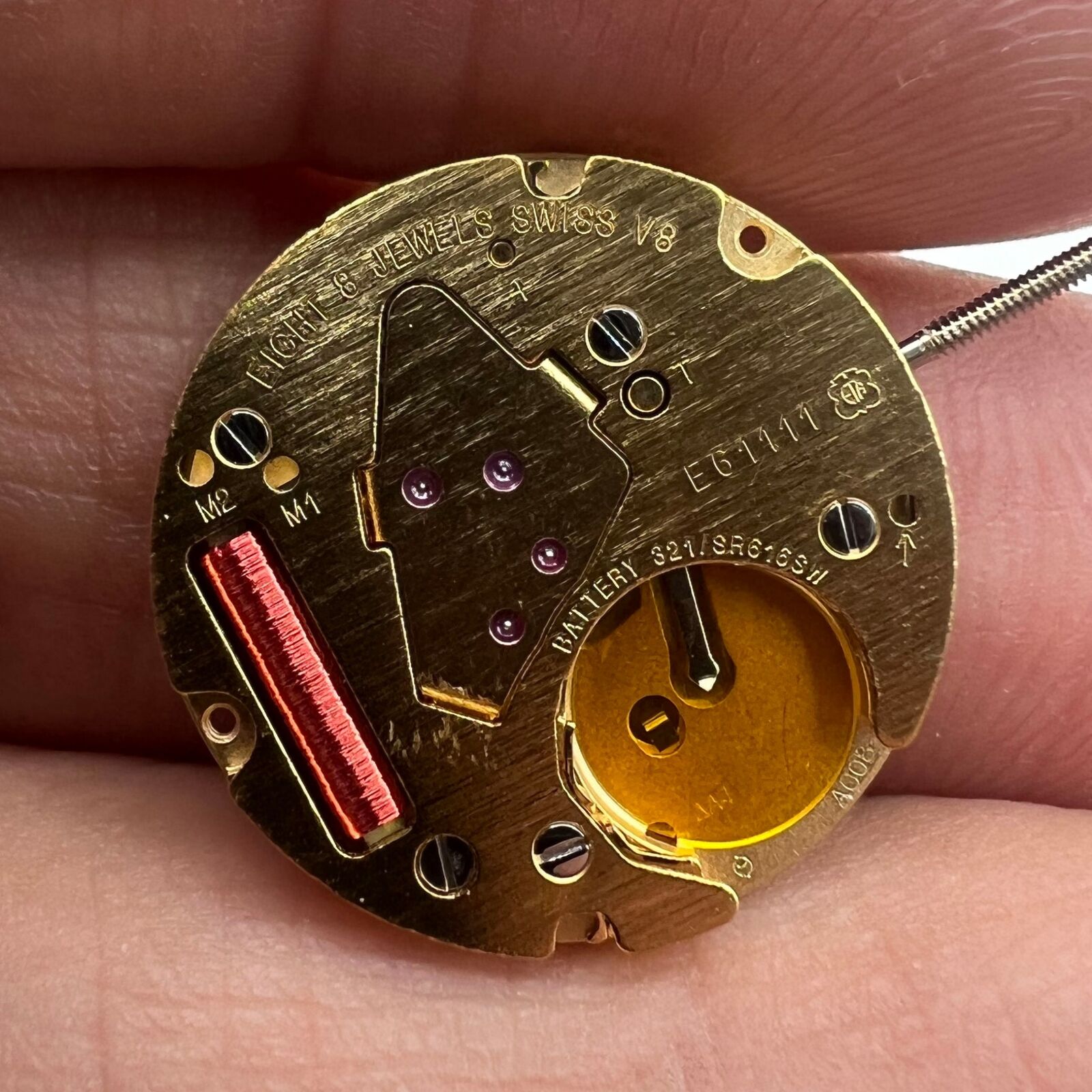 ETA E61.111 Swiss quartz watch movement with date display, perfect for replacing 256.111 models.