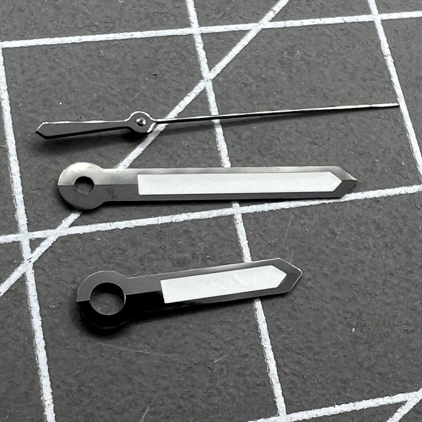 13mm polished black trim watch hands with white paint and green lume for NH35 NH36.