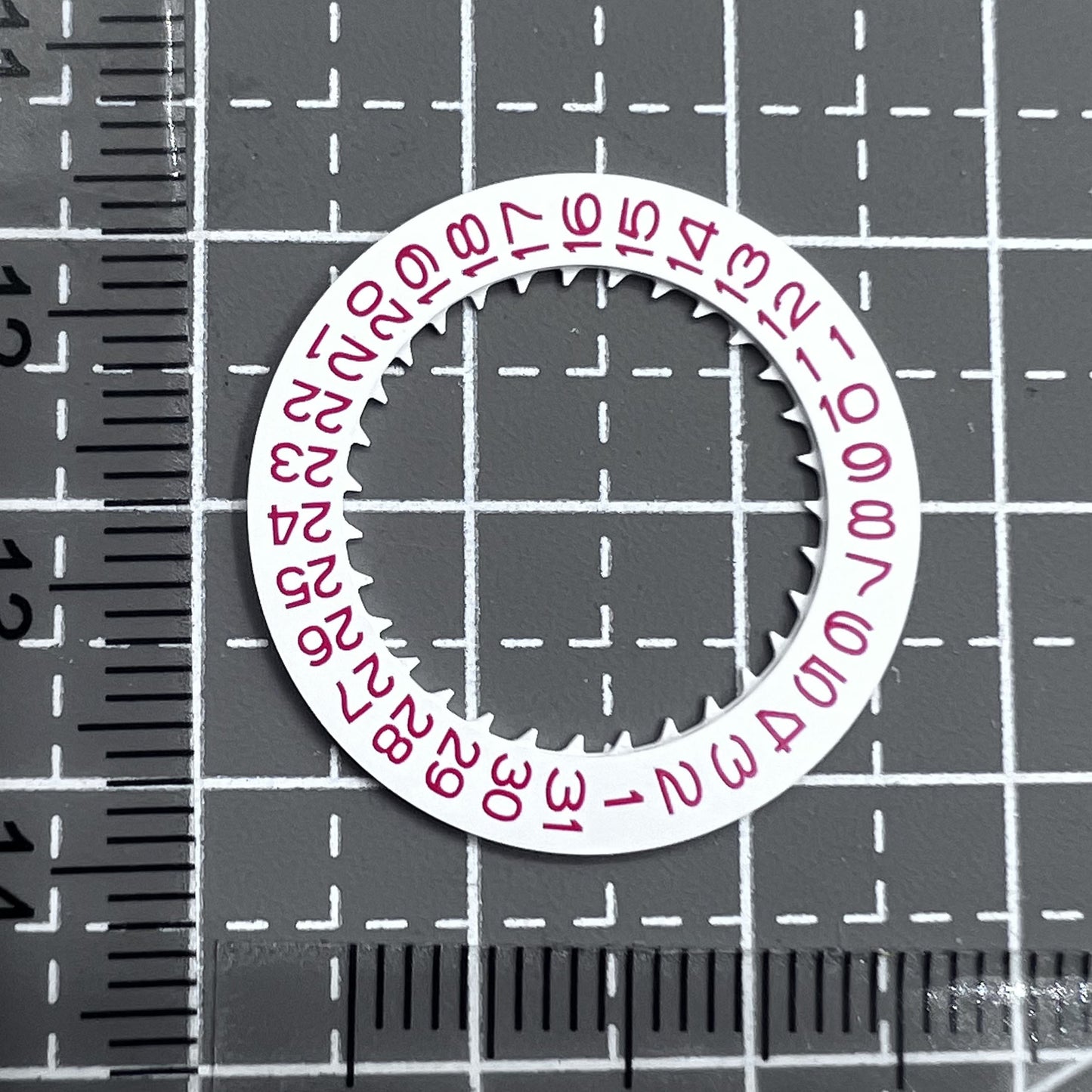 White Background Red Character Disk Date Wheel for Seiko NH35 NH36 Date@3