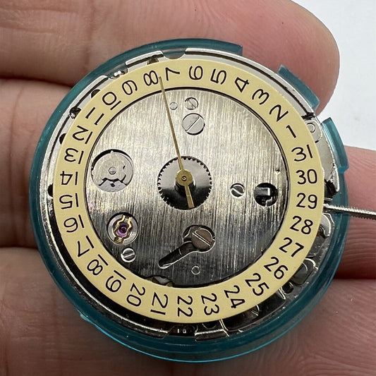 DG2813 Automatic mechanical watch movement with single calendar, T16 3-hand design for precision and style.