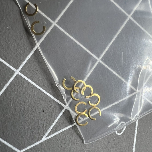 Golden Week wheel jumper C-clips for 8200 movement, secure snap ring latch pusher accessory.