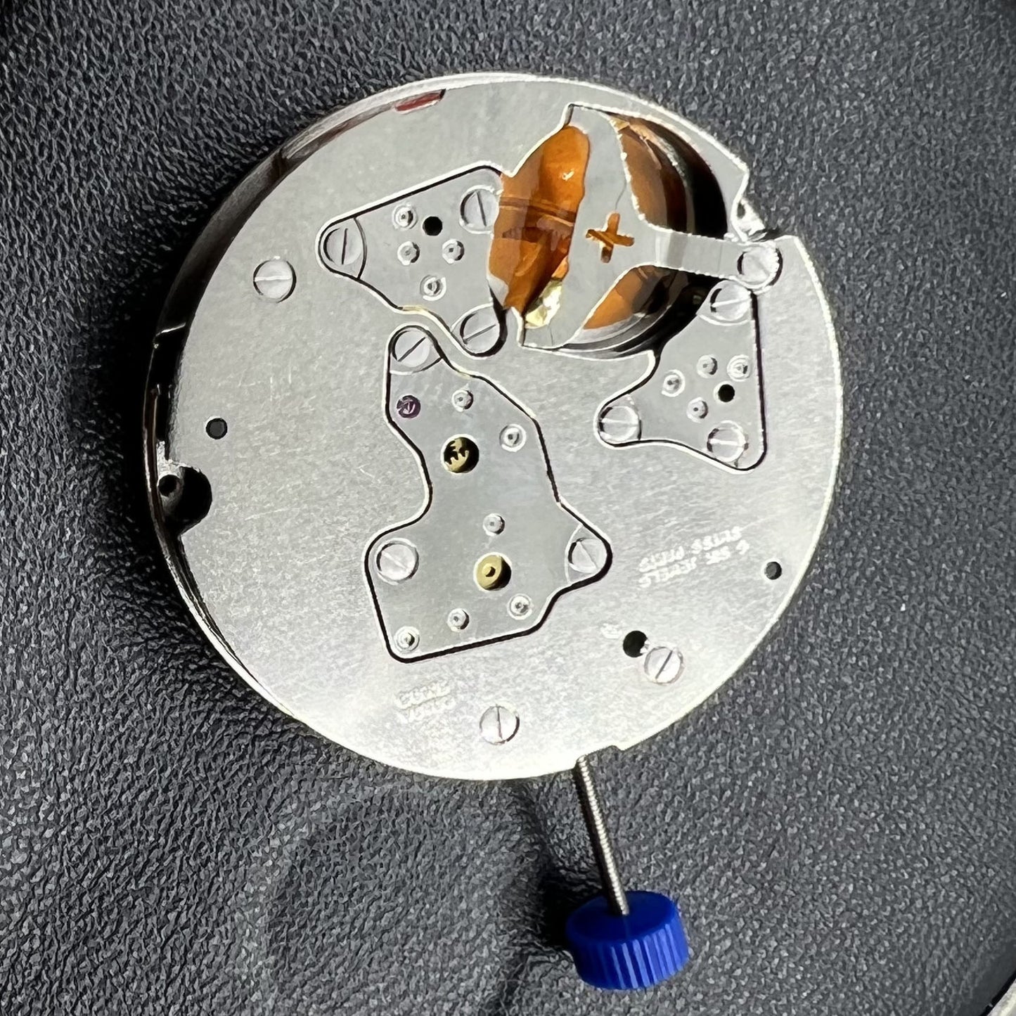 Swiss Ronda 5040B 5040.B Quartz Watch Movement Date 12