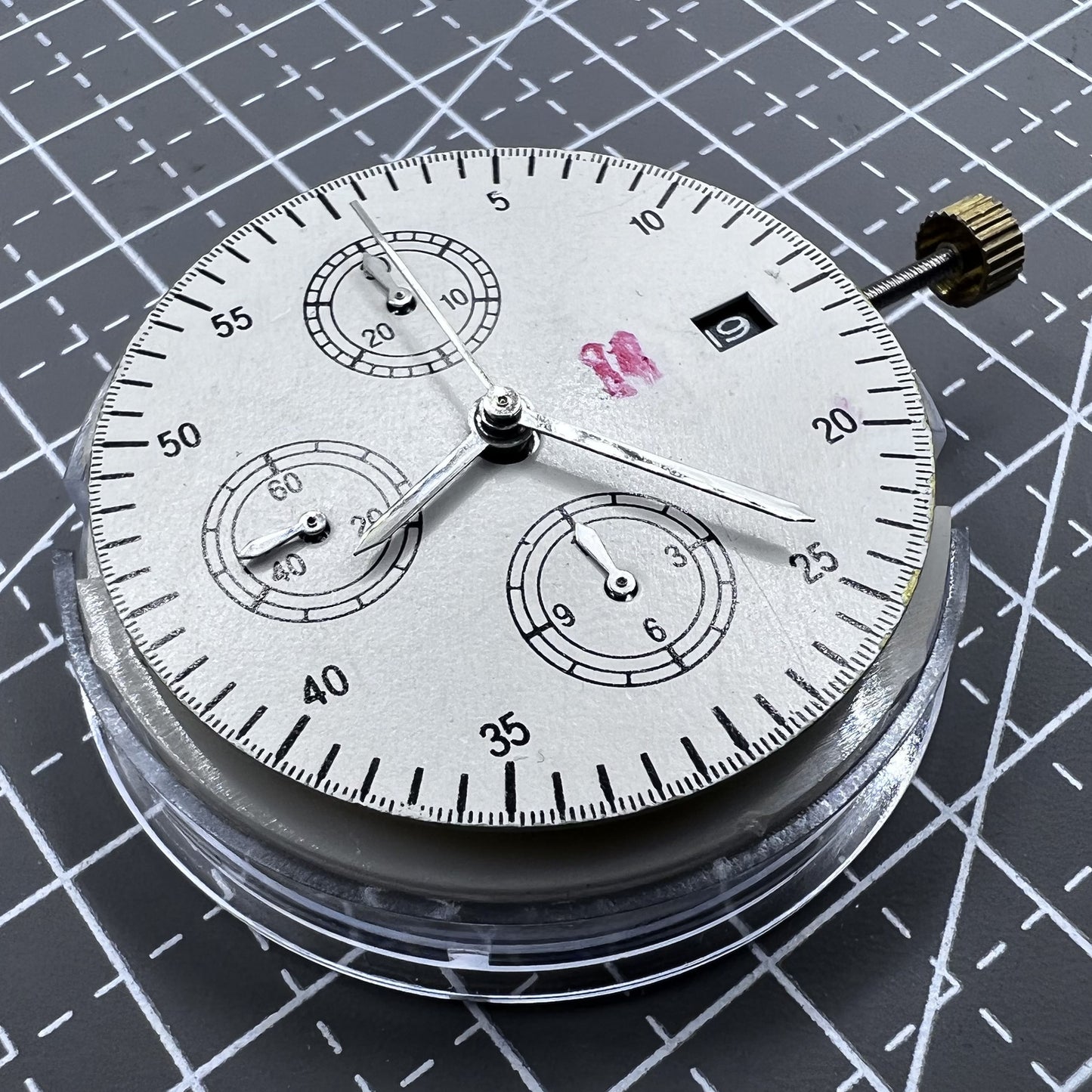 Dandong 7750 Mechanical Movement Date At 3 Small Second At 6/9/12